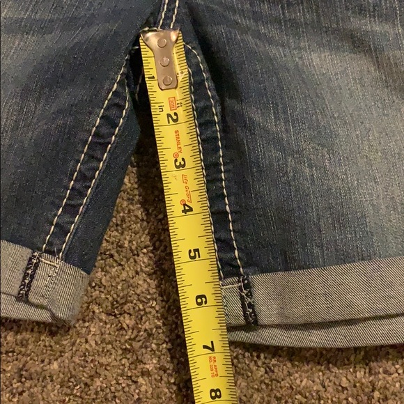 Denim shorts - Picture 5 of 8